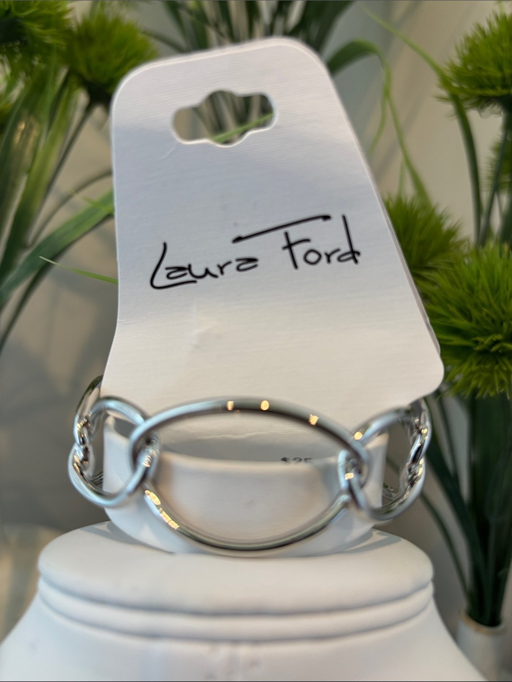 Laura Ford Silvertone interconnected organic-shaped links cuff bracelet